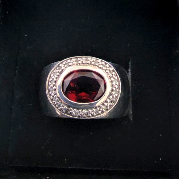 Garnet Ring - Picture 2 of 4
